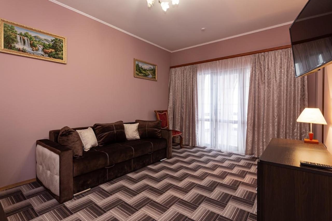 Panska Rovin Hotel Мохнате Екстер'єр фото
