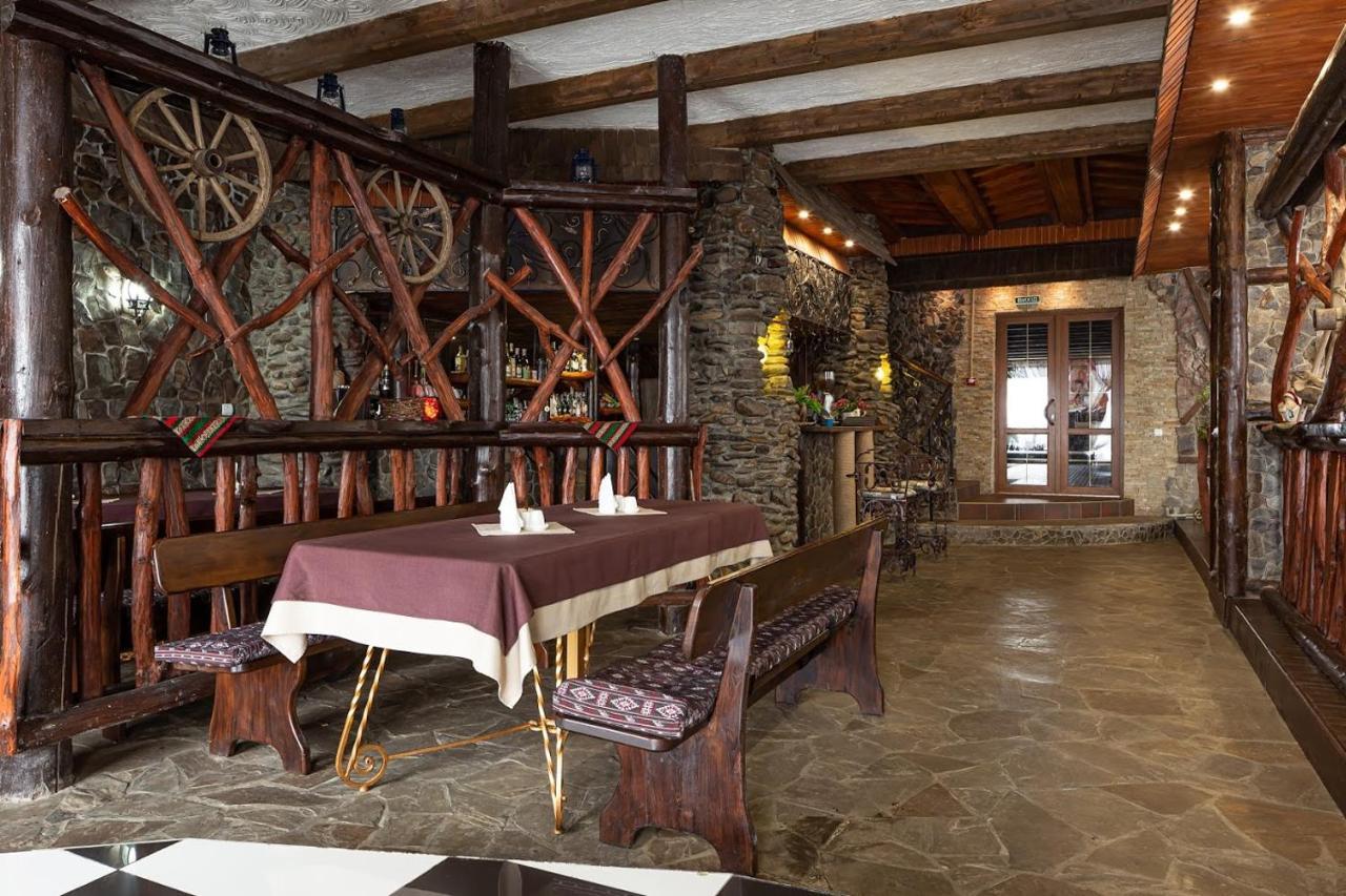Panska Rovin Hotel Мохнате Екстер'єр фото